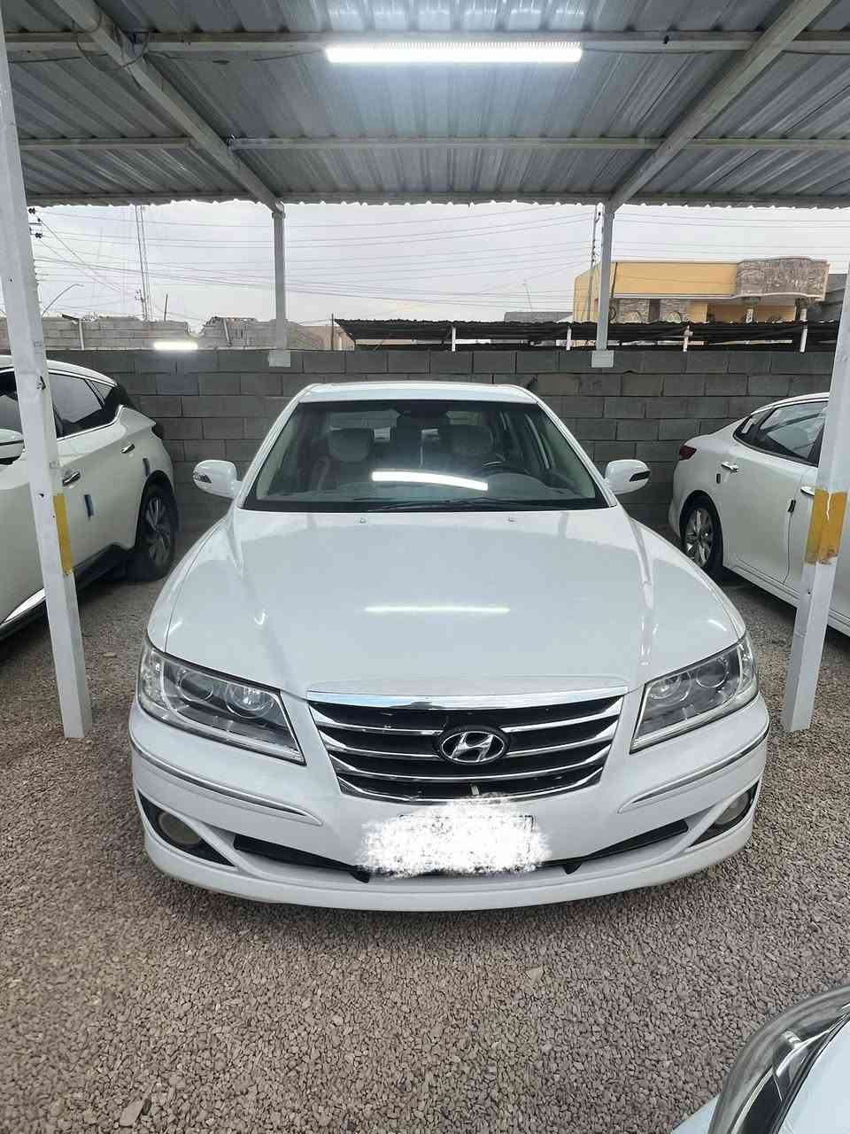 سلام وعليكم
معروضه سياره أزيرا ٢٠١١خليجي فول موصفات 
محرك ٢٧٠٠

رقم قديم 

سياره بيها ٣قطع صبغ جاملغات و البنيد 
بدون اي ضربه و ضرر سياره مكفوله جكت ابره ما بيها 
سياره اي نواقص ما بيها محرك كير فول

معروضه بدفتر و ١٠ ورقات و بيها مجال 
  

الاستفسار الاتصال على رقم ***********
