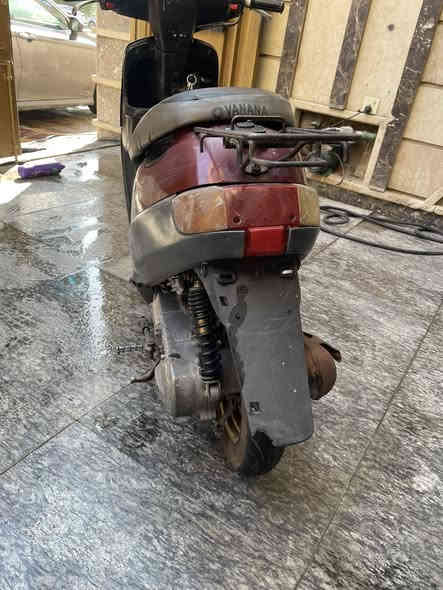 السلام عليكم 
بطه ال2003
دراجه كدامك هندر  سلف يراده فيشه بس 
تشتغل وتمشي  محركه زين دراجه بيه تأخير الصبح بل تشغيل 
يعره200وبيه مجال بسيط 
كربلاء حي رمضان 
***********
