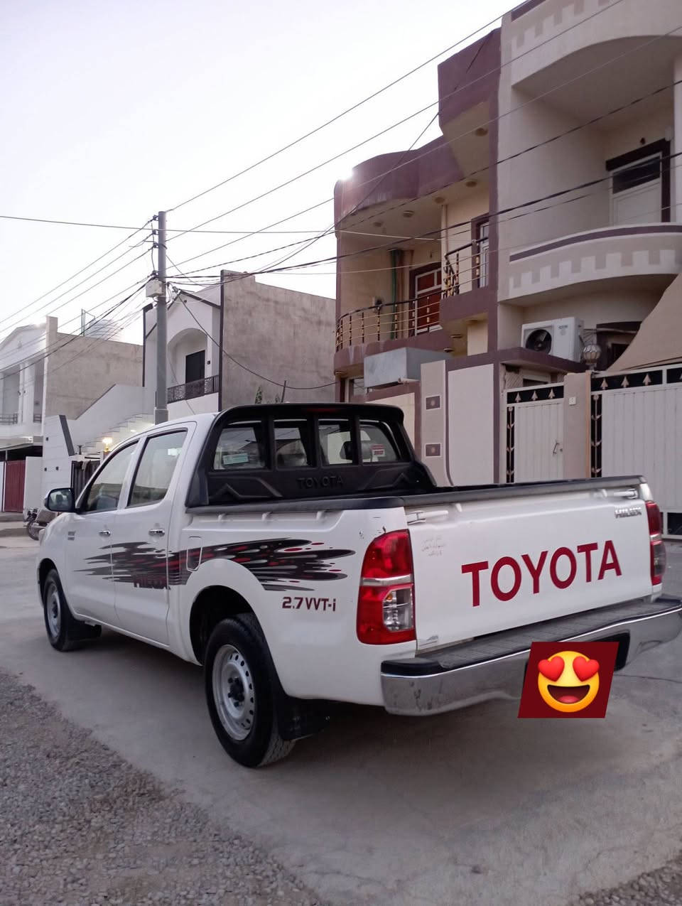 TOYOTA Marzya 2012 سەیارەکە 80 هەزاری حەقیقی ڕۆیشتوە چوارتایەی لۆکی بیلاد لەژێرە سەیارەکە هەوو گیانی بەشەرت نوقسانی و گڵایە ببڕە هەموو گیانی وەک شەریکە ماوەتەوە سەیارەکە  سەیارەکە 5 مانگی تیا ماوە هەموو گیانی  بەشەرت  تکایە گەر موشتەری نیت بێزارمان مەکە                      ژمارەی مۆبایل *********** سعرەکەشی تەنهاو تەنها_            206گەڵا
