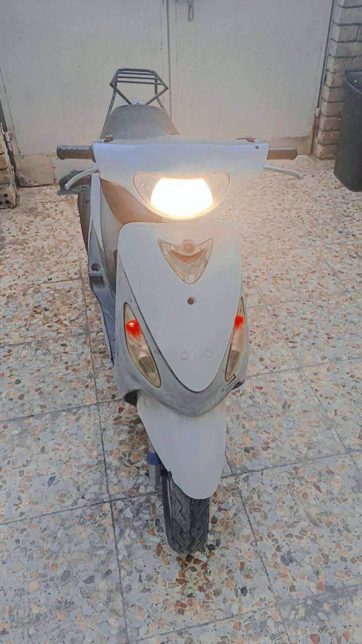 سلام عليكم دراجه دراجه ماكس منغولي دراجه كامله مكمله اكفلك مكينه أو شاصي كفرات كامله بيه مشلعه أو معدل بس الكلج ألمامي تعبان شويه أو الكلجات مامفتوحات عله وضعهن مالات الرنبه الرقم *********** الرقم مابي واتساب خاص هم موجود
