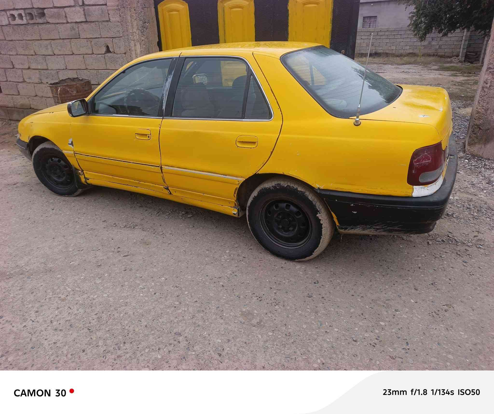 يالله
السلام عليكم ورحمة الله 
هوندة انتره موديل 91
محرك براتون شرط كير بي خربطه
صدر جديد. كهربائيّات فول 
تدفئه نار 🔥
تايرات نص عمر. 
جام يصعد وينزل كلهن
باور شغال. 
يعوزها ترتيبات بصيطه 
مال جناي حلوة وجاهزة. 

السع16وبي مجال. مراوس حسب القناعه 
مكاني الشركاط عويجيلة
***********
