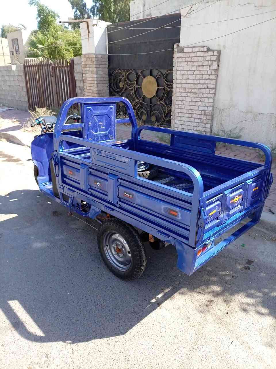 السلام عليكم ستوته شحن للبيع صارله سنه ونص يمي ونتركت وبطاريتها كعدن كلهن اول بارحه اشتريتها بطاريات تخم فيتنامي بلقران الكريم ٢٤٠ الف جديدد جاااهزه من كلشي ونظافه كدام العين سويجين سبير طوارئ ويل هم وياها تأخذها كبل لشارع سعرها ٩٠٠وبيها مجال مكاني بغداد قرب مجلس محافظه بغداد اي استفسار ***********وتساب محمول للشراي فقط
