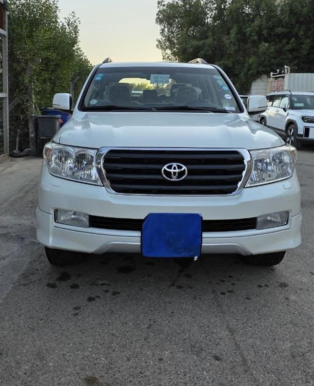 السلام عليكم ورحمة الله وبركاته
لاندكروز 2009 رقم بغداد انكليزي باسمي مكفوله السيارة من الضرر والتبديل والصبغ 

*ملاحظة فقط الشريط طابع في الجملغات الخلفيه باقي اثر من تتقرب يبين مثل ما موضح في التصوير 

سياره تخبل وجديده كامله من كلشي مكينة كير حدادية تبريد كله مكفول 

السعر قفل 300قفل 

خاص ممتوفر ، رقم الهاتف***********
