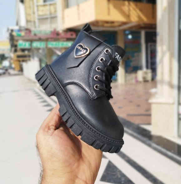 صباح الخير .... .وفرنا لكم .. 🍋🍋🍋
 بوت جلد طفل فول  طبي  خفيف مميز و انيق ....
سعر ب٦  الاف 
القياسات  26-27-28-29-30
الالوان  اسود ابيض رصاصي
  العنوان : كوت / شارع الهورة / معرض الرواق  يوجد خدمة توصيل لكافة محافظات العراق 😍 واتساب *********** __*********** الجمال 🌹الأناقة 🌹 البساطة 🌹النزاكة 😁

#اكسبلور #اكسبلور_فولو_ي_حلو🔥😴_ي_عمري #اكسبلور_فولو_شوفو_البوستات_الي_قبل_راح_تعجبكم دهل اوران
