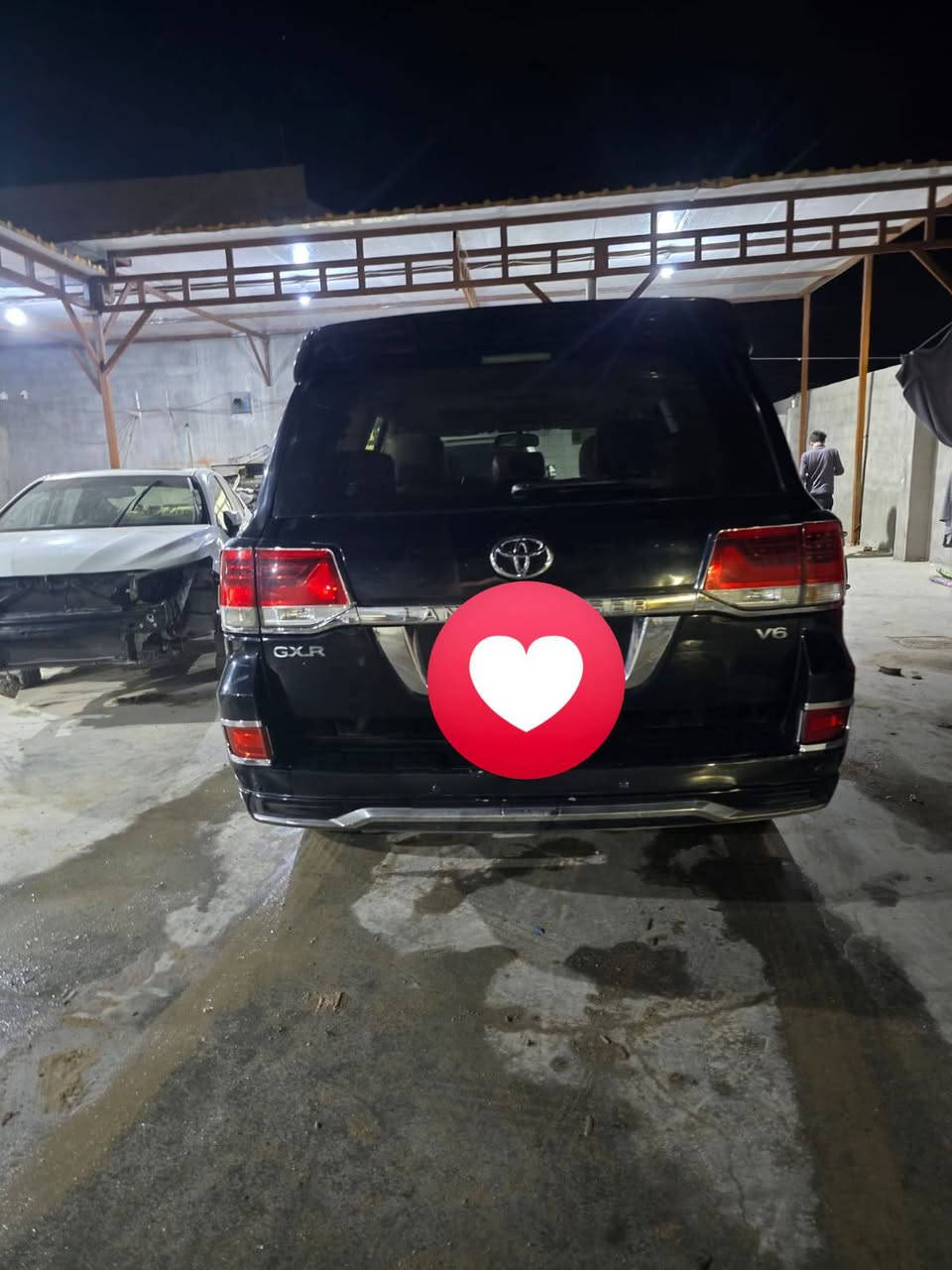 لاندكروز 2015 اصل  محدثه ٢٠٢١
كفاله عامه من كلبه ضربه وتجيه
حتى الغود مكفولات  بيه صبغ فقط التحديثه  وجاملغ الخلفي التحديث داخل وخارج 
رقم بغداد نكليزي باسمي السياره تحويل ثاني يوم
السعر ٣١٥ 
مكاني نجف
***********
