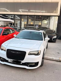 كرايسلر 300 • ٢٠١٧ • وارد كندي