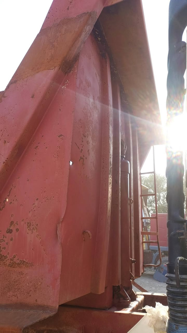 سلام عليكم بدي هاوزر للبيع طول 560 نضيف سعر 22 او بي مجال ستفسار ***********
