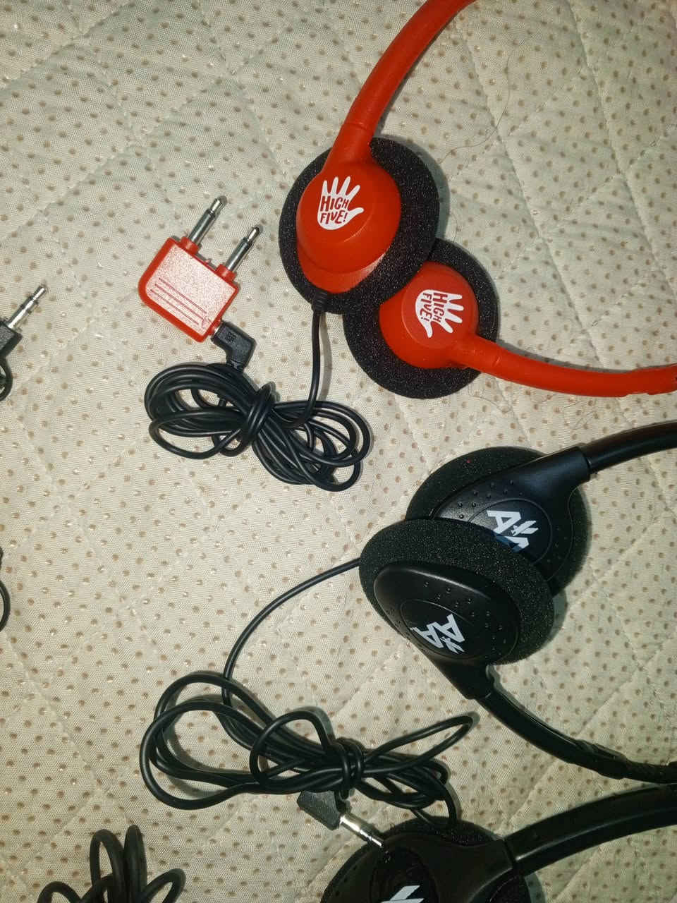 8قطع سماعات كلهم جديد وشغال سعرهم 35


**إذا كنت صاحب هذا الإعلان وتريد حذفه لأي سبب، رجاءا أرسل رسالة إلى الدعم الفني**