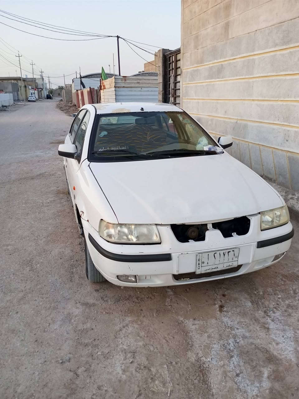 سمند للبيع موديل 11 سنويتها تنتهي لل 27 سياره مكينه كير وتبريد كلهن شغالات بلاد السعر 25 وبيها مجال ***********
