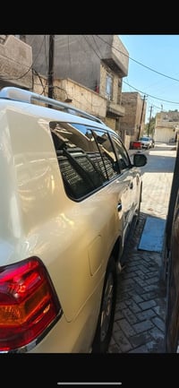 لاندكروز 2014 جديده ماشيه 140 دعاميه تبديل فقط والاصليه موجوده هذه سون...