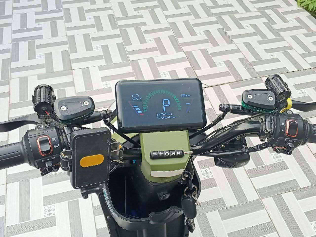 السلام عليكم دراجه ار R للبيع
اربع نمر 
تمشي 109حقيقي70
باتريات خمسه الوحده 16امبير 
لايت عالي ناصي 
دبل اشاره 
نضام البارك 
بيهه بك R
بيهه روديون 
للستفسار خاص والسعر خاص


**إذا كنت صاحب هذا الإعلان وتريد حذفه لأي سبب، رجاءا أرسل رسالة إلى الدعم الفني**