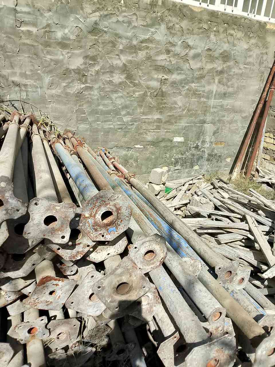 سلام عليكم جكات للبيع  حاضن عدد 750 جك العنوان الفلوجه الزويه قرب جسر الجديد ***********. *********** اتصال فقط
