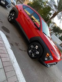 للبيع كونا موديل 2024 وارد امريكي رقم بغداد ماشيه ٩٠٠٠ لف ضرر السيارة ...