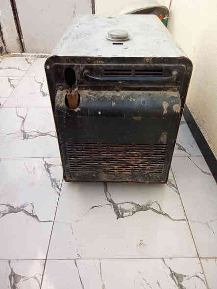 سلام عليكم مولد للبيع سعر 500 مكان ناصريه اسكان الاصناعي رقمي هذا ***********
