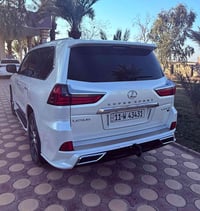 لكزس LX570 • ٢٠١٨ • ١١٣ ألف