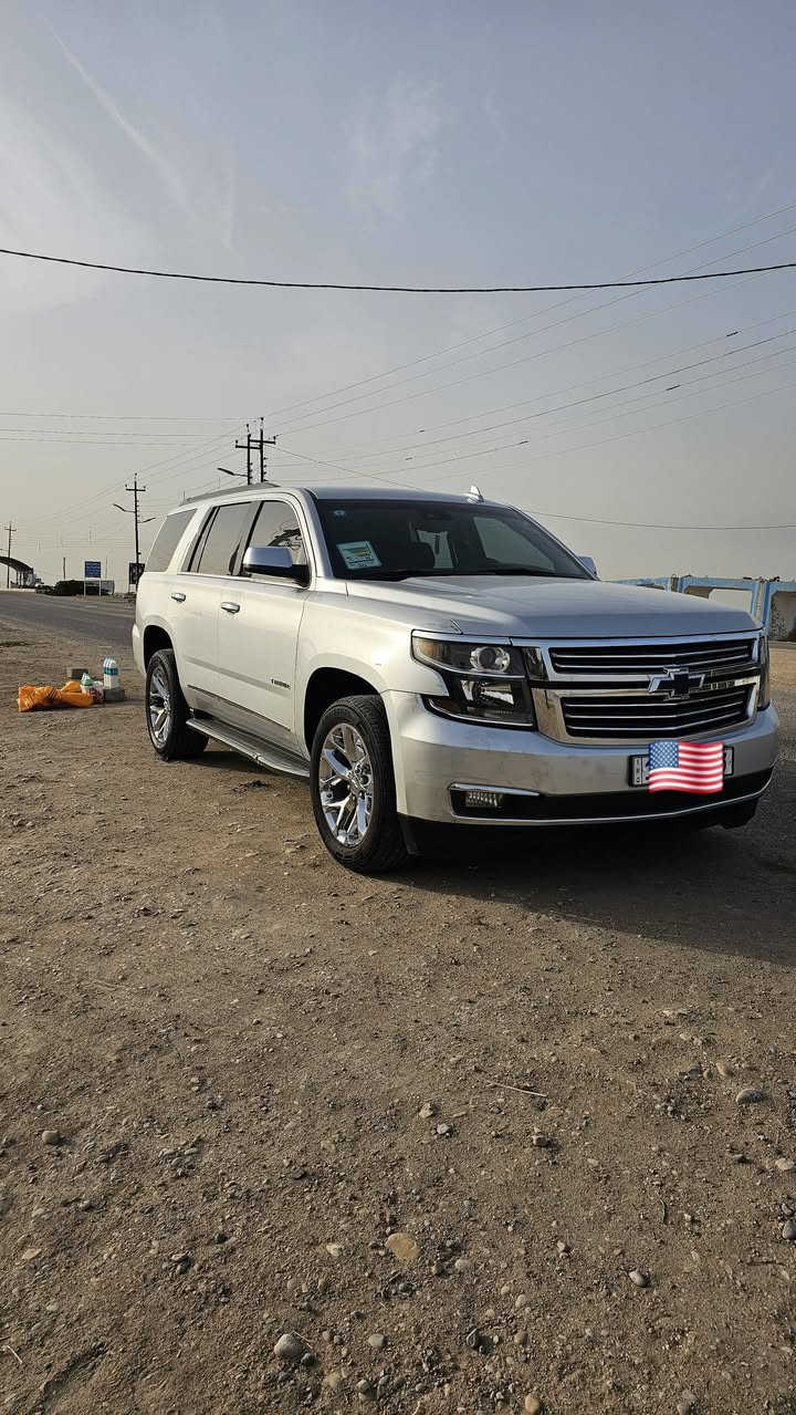 تاهو 19 وارد امريكي بدون دواخل فقط دعاميه اماميه اوطخه يم قبق البانزين بصيطه رقم بغداد للمراوس اب حدث معه فرق او بيع ***********
