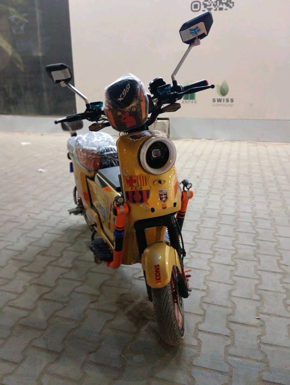 السلام عليكم X900 نضيفه وكامله مابيه نقص  بطاريات كبار سرعه 60 حقيقي قوه الملف 2000
موديل 2025
درع رياضي 
فلنجه امامي 
فلنجه خلفي 
ويل امامي 
كشنات جلد شامو
دواسات رياضي
عنبار رياضي 
دبلات خلفي رياضي متحس بلطسه طستها فد ناعمه
مري اصلي 
بصمه وسويج 
طخم تايرات امامي خلفي جديد النقشه العاليه  
شباب الدراجة كلش جديدة ومحافض عليها ومن تشوفها تتأكد

السعر 500 وبيها مجال للشرايه العنوان بغداد الغزالية
رقم*********** وتساب او خاص ما متواجد عل رصيد