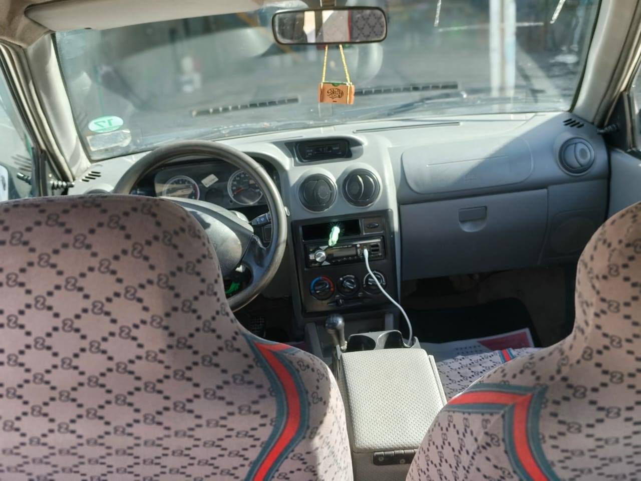 سلام عليكم سايبه2020
السعر 55وبيها مجال
مكفوله 
تبريد شغال ❄
مكينه وكير و حداديه و شواصي كله مكفول 
مكان السياره النجف 
الاتصال ***********
***********
