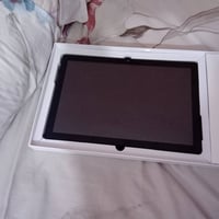 ايباد جديد بالكارتون مامستخدم ب ٩٠ الف 07707175860