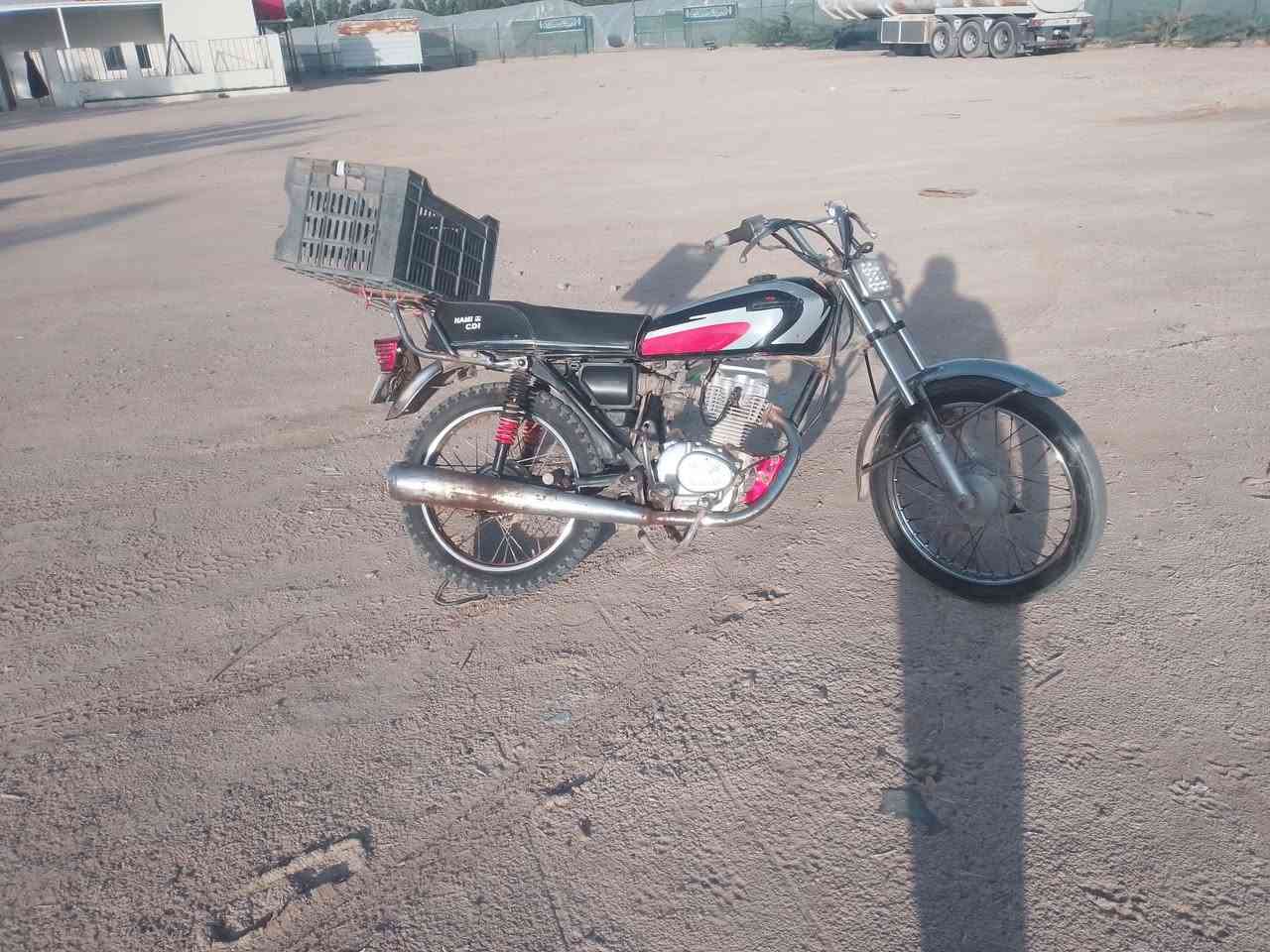 دراجه البيع نضيفه كلك مكفوله من البوكه كهربايات شغاله يراني سعر 400الف ***********
