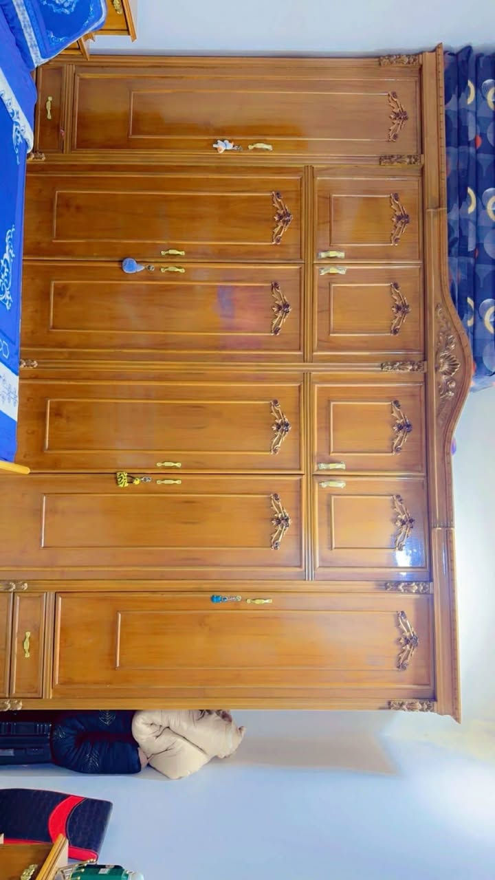 غرفه نوم جديده حطاطه السعر مليون 
الموكيت ٣٠ بي مجال 
مدات طوال ٣ قطع ب٣٠
زوليه جوزي ٢٥ بي مجال 
صوبه زيتيه ٣٠ بي مجال 
برده ٦٥ بي مجال 
العنوان فلوجه الجغيفي الثانيه
 رقم الهاتف لشراي اتصل ***********
