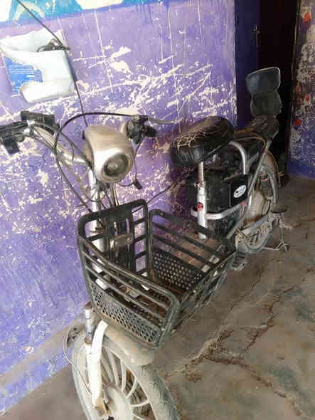 اسلام عليكم موجود باسكلات شحن شغاللات بس الاسود ايريد باتري لأن باتريو هابط اويرهم امراوس ابماطور سعر الوحد 200الف اثنين 400او بي مجال قليل مكاني في أحد قره الرياض
 للاستفسار الاتصال ***********/***********
