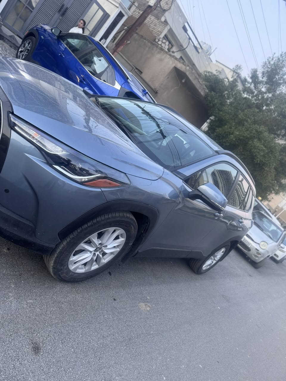 للبيع 🛑🛑
سياره كورلا كروز ياباني وارد امريكي 
موديل 2024 
رقم بغداد
ماشية 15 الف فقط🛑 
بدون ضربة بدون ايرباك
سرقة جاملغات امامية فقط
صبغ حافة البنيد جزء بسيط فقط
سيارة نظيفة جداً 
بدون فتحة 
بصمة
رادارات امامية خلفية 
فور ويل
شاشة كاربلاي نظام ستوب اشارات بالمري
وبعد من مواصفاتها المعروفة
السعر 190$ ( شدة و90 ورقة) مجال بسيط
المكان بغداد الطوبجي 
***********
