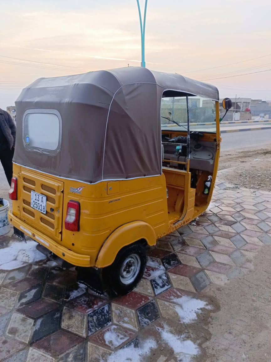 السلام عليكم تكتك مديل20    بيه خياس. بل صفاح  وبيه زلوغ قليله.   ميسان ناحيت السلام  سعر6250 وبيه مجال  شراي  تصل. خاص ما جاوب ***********
