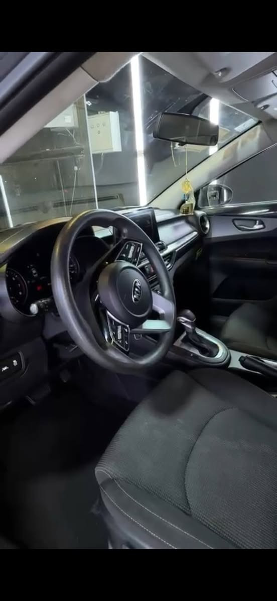 كيا فورتي موديل 21 وراد الأمريكا حادثها لباب سايق دعاميه فقط يرباك سليم سياره نضيف كلش الرقم بغداد السعر ***********
