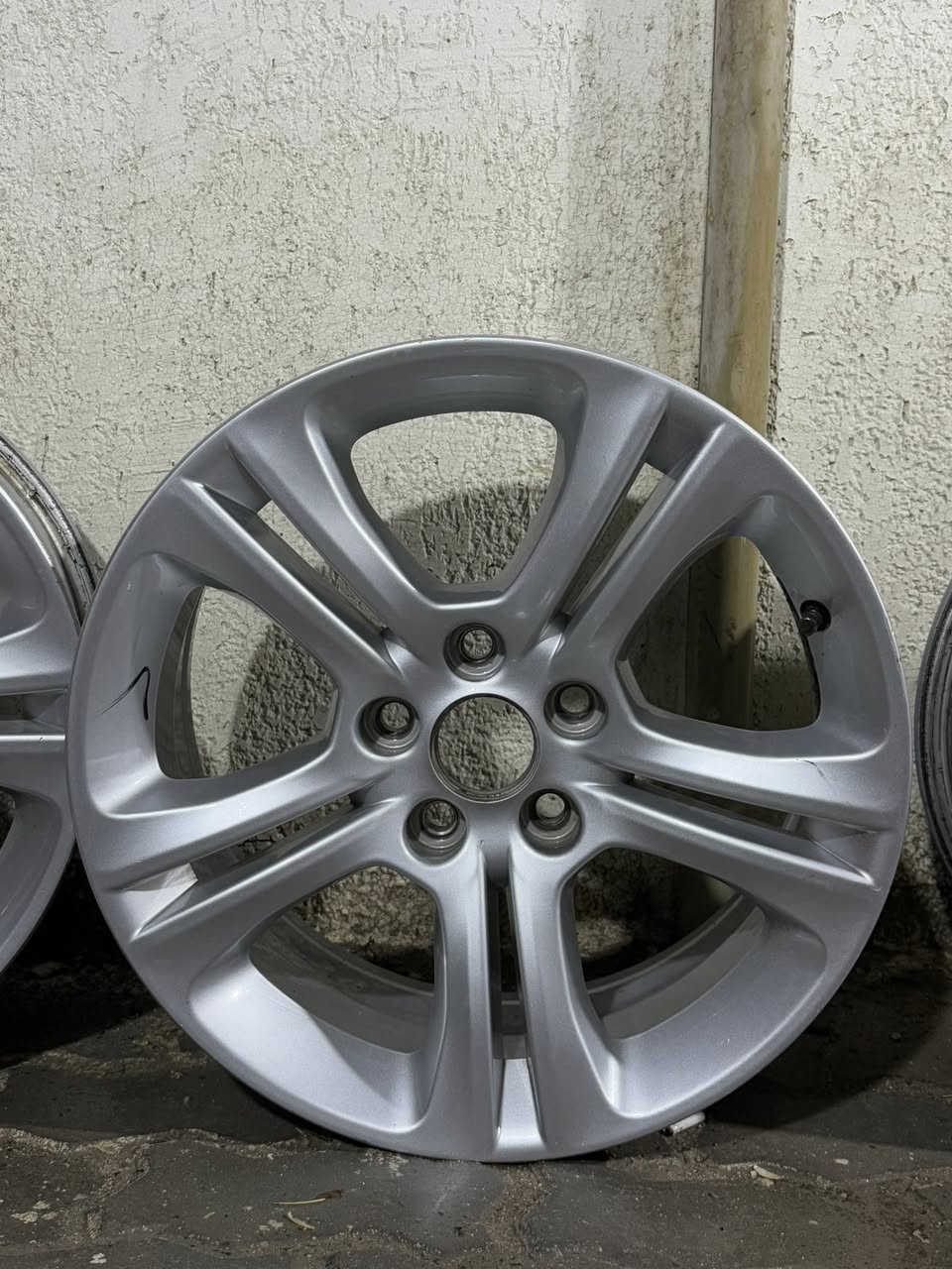 السلام عليكم 
ويل جارجر حجم ١٧ للبيع تخم 
عنوان البصره 
***********
