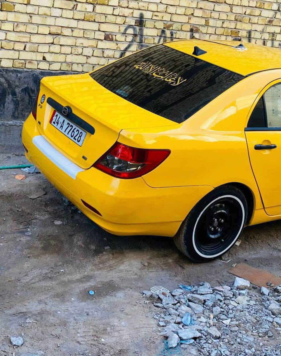 السلام عليكم بي وايدي مديل 20 سياره كفاله ماعده الباب السايق بي طخه مامصلحه واضحه بالصور سياره حره بأسمي سياره جاهزه كلش تبريد حداده مكينه كير كله مكفول 
السعر 73 وبيها مجال
*********** الزبير, البصرة
