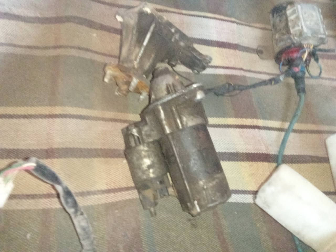 تفاصيل داخل الصورة ***********
