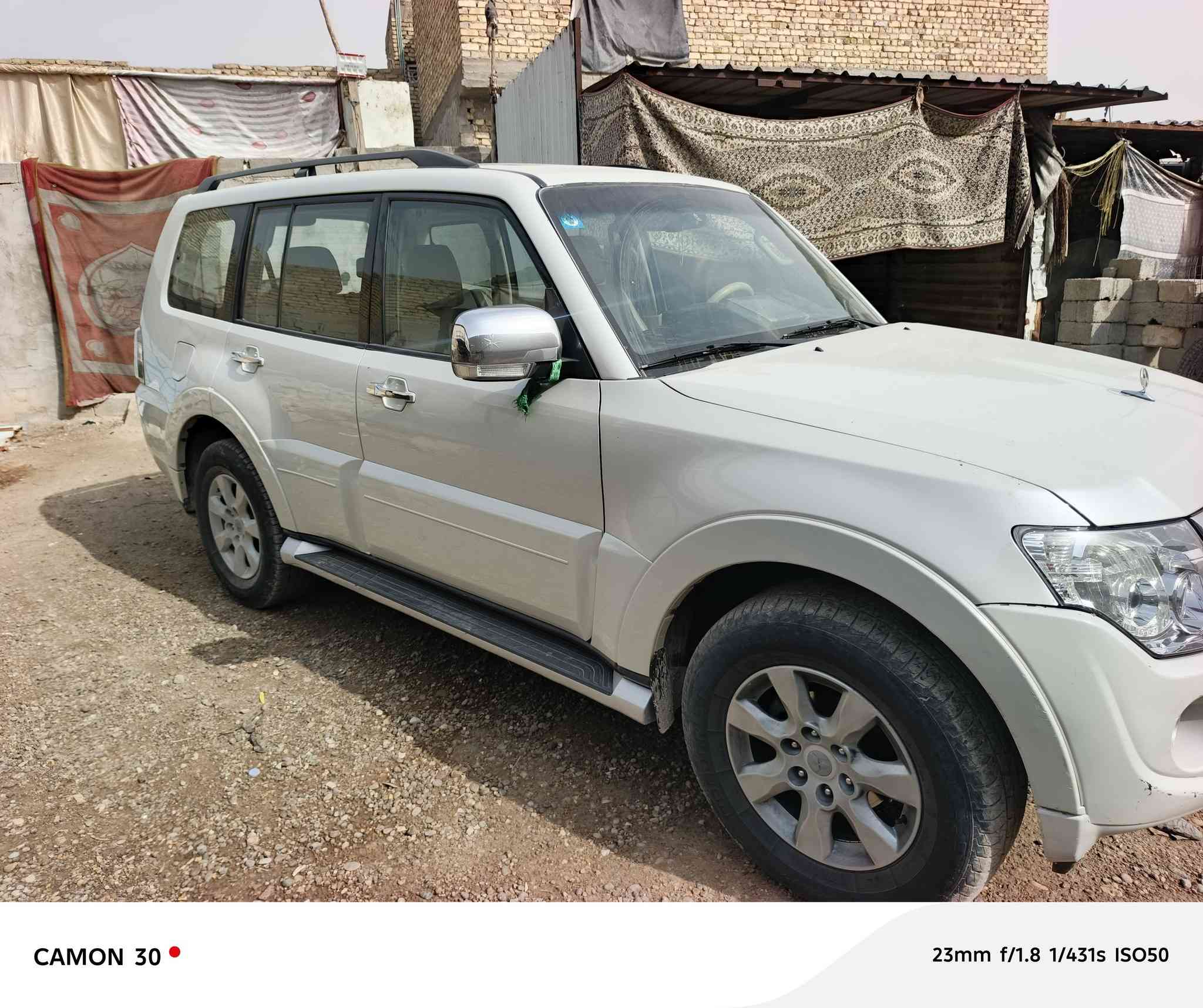 باجيرو حبتور  2014
كفاله عامه كير محرك اكسل 

ماشيه 190 الف 

مكان السياره بغداد.

 غير متواجد على الفيسبوك.

السعر 175 وبيها مجال؟

 للاستفسار الاتصال على الرقم التالي: ***********
