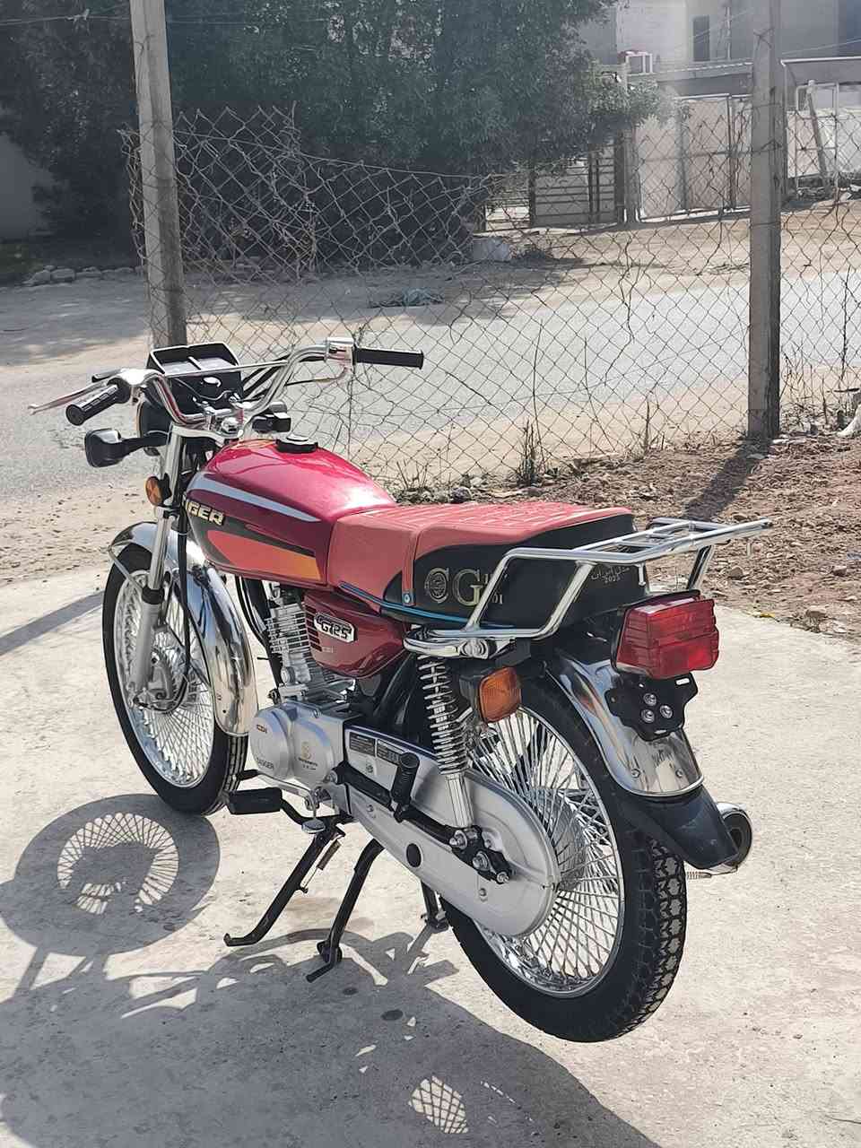 سلام عليكم ورحمة الله
تايكر موديل26
صارلي سبوعين من طلعته
دراجه زيرو ع وضع شركه
برغي مامفتوح بيه الله شاهد
مكاني بابل المسيب سده الهندية
للستفسار ***********
