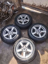 تخم ويل كب نجمة حجم 15 نضافة 100%100سيراتو وتخم تاير اخو الجديد  للبيع...