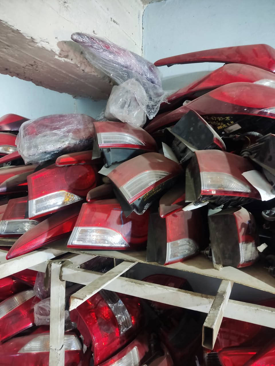 بك لايت النترا مضلع 2012 طخم 100
بك لايت سوناتا مضلع 2012 80 عرض خاص لفترة محدودة
***********
***********
