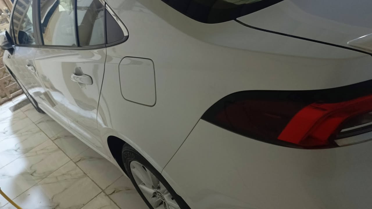 سياره للبيع تويوتا ساز مكفوله كفاله عامه رقم اربيل السعر ١٧٠ بيه مجال مكاني نجف الاشرف ماشيه ١٠٠ رقم ***********
