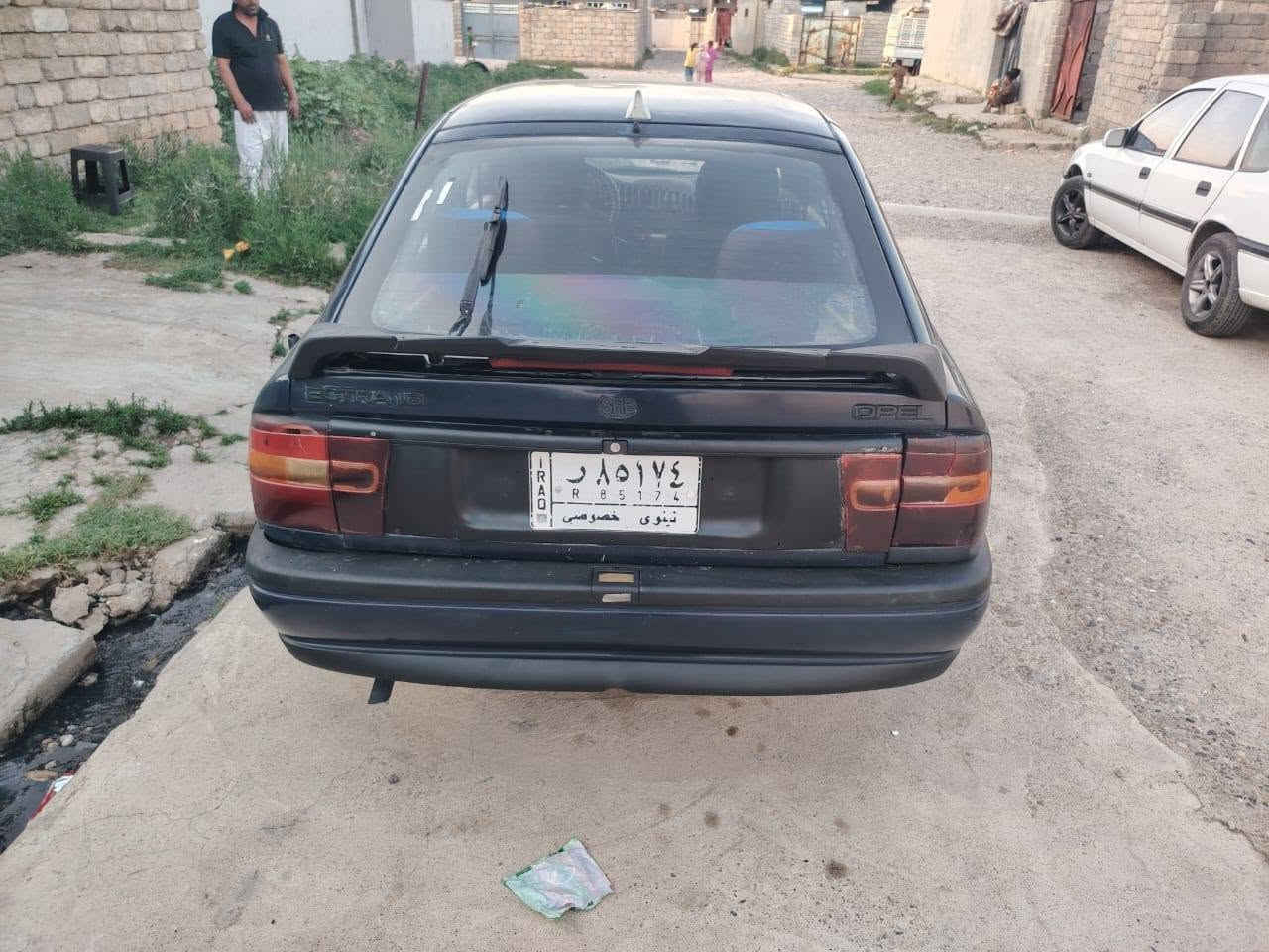 فكترا 91 بدون صبق بدون ضرر سنويه ٢٧ محرك شرط السعر ٣٥ وبيها مجال شي قليل مكاني موصل الجانب الأيمن ***********
