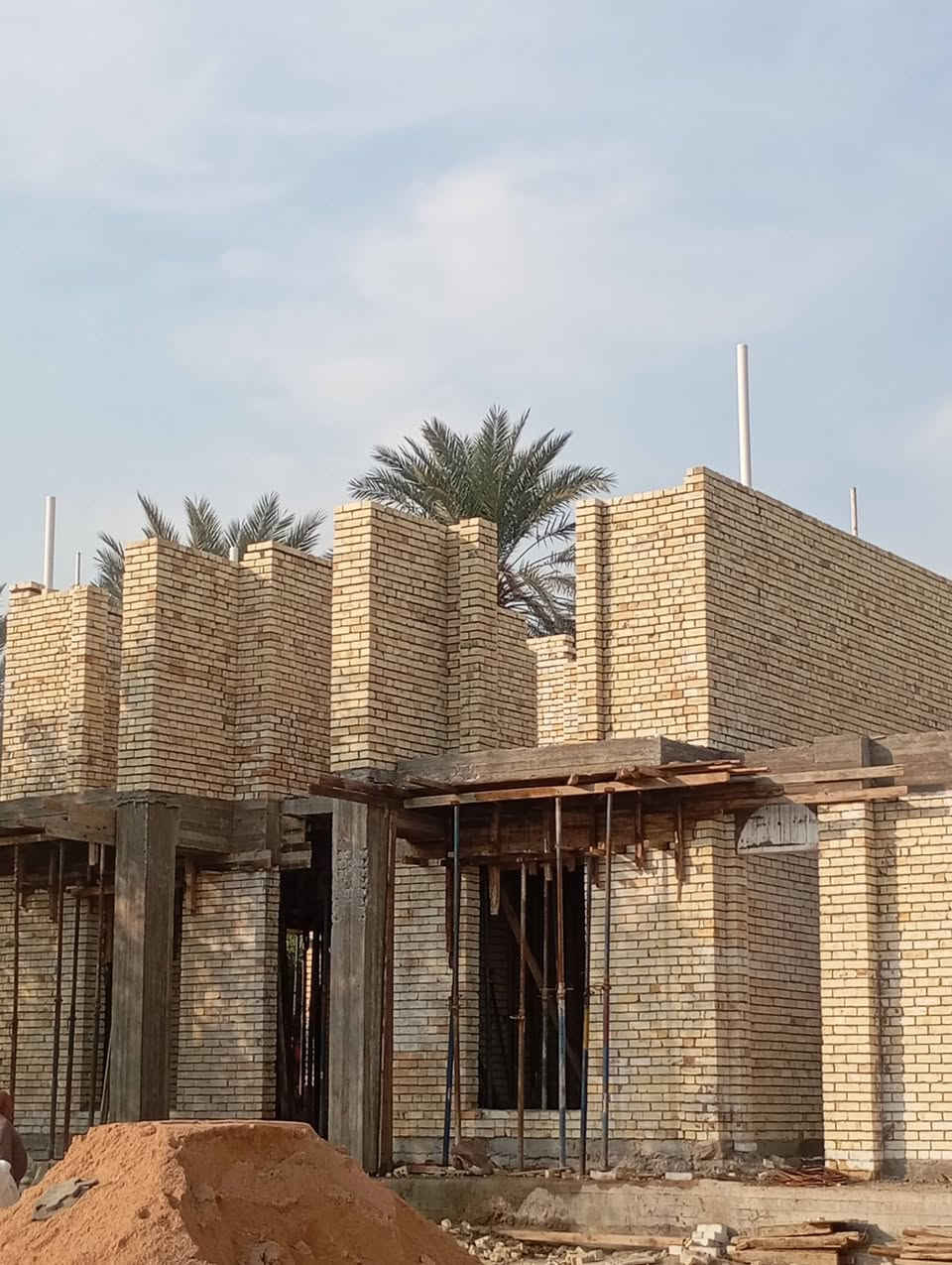 سلام عليكم خلفه متغرغ شغل درجه اولاا التزام بل موعد وزن وخيط وشاهول نضافه الموقع اخذ ع دبل/ وبل يوميه / وقطعي / وتسليم هيكل / وبيك خير ودلل خاص مفتوح /***********//*********** //تصال
