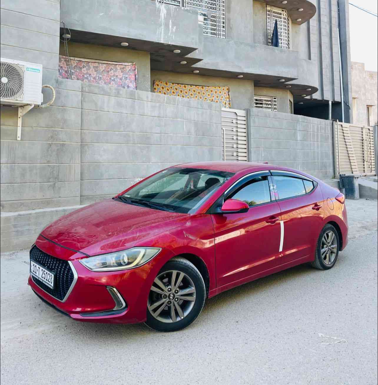 السلام عليكم. النترا موديل 2018 امريكي رقم بغداد انكليزي سنويه ل29 هزه جديده  مكينه 2000 دوش. حادثها جاملغ وبنيد السياره مكينه وكير وحداديه خير من الله تبريد ثلج. ترايها كلش حلو السعرر 115 وبيها مجال قليل. مكاني حله مركز المدينه. ***********
