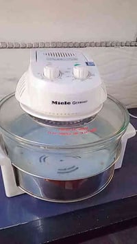 غراض للبيع  هيتر جدا نظيف السعر 35 فرن السعر 30 مكنسة كهربائية السعر 5...