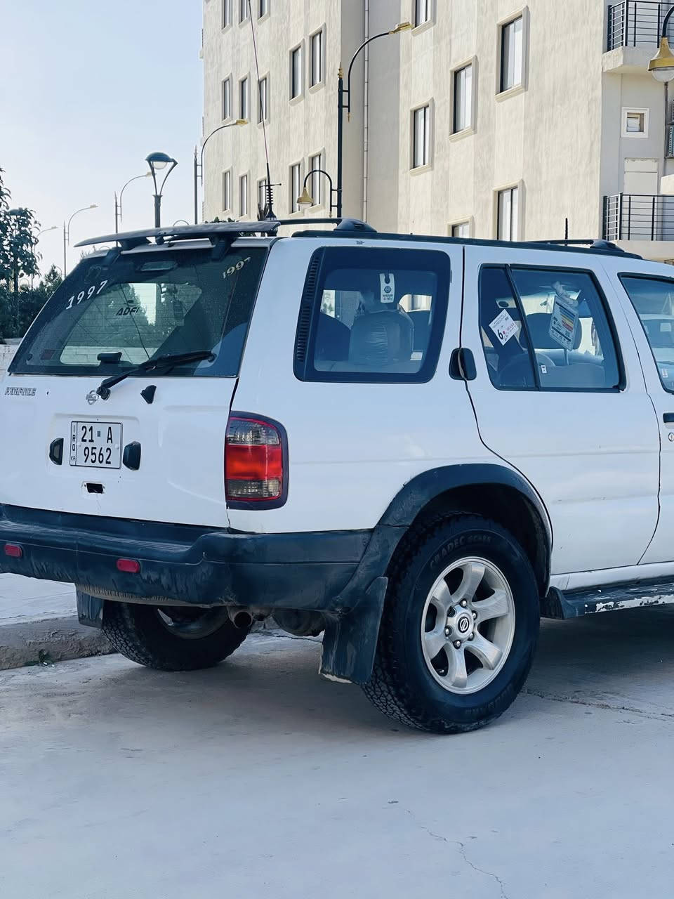 فقط للمراوس فقطط✅

للمراوس نيسان باثفندر 1997 كير محرك بطه 3000vvt.i مجول المرغوب،كير اوتوماتيك  ومحرك شرط لاصرف ولا بخار سنويه2030 بطاقه بانزين بي جامات كهرباء قفل مركزي شاشه وكامره 4تايرات جديد ويلات مال برادو جديد لايتات زينون


**إذا كنت صاحب هذا الإعلان وتريد حذفه لأي سبب، رجاءا أرسل رسالة إلى الدعم الفني**