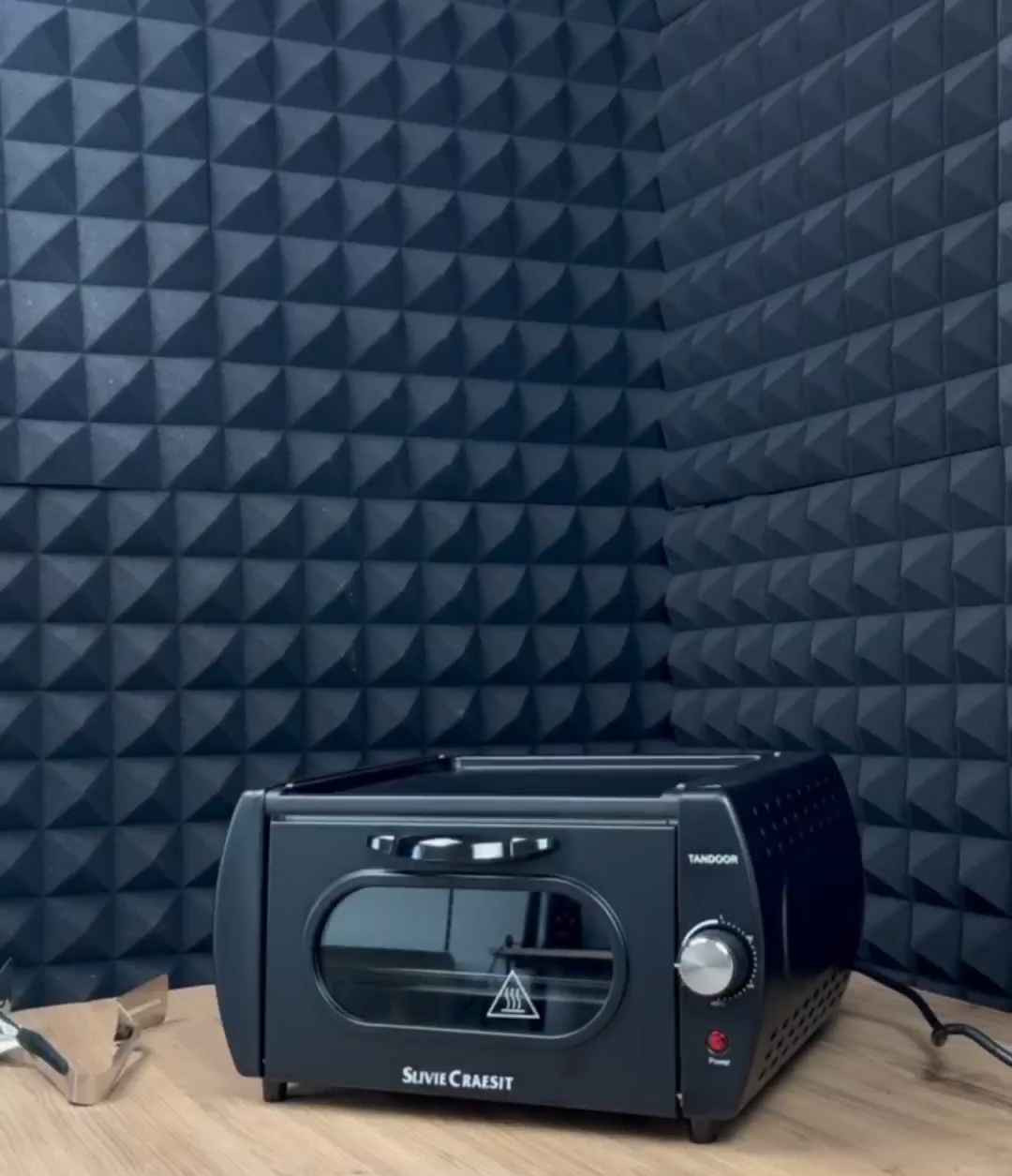 تريد خبز طازج مثل الأفران؟ 🔥

فرن تندور سيلفر كرست 2100 واط يمنحك حرارة تصل إلى 400°

خبز، مناقيش، بيتزا… كلها جاهزة خلال دقائق

توزيع حرارة مثالي وطعم أصلي

حجم عملي يناسب كل مطبخ

مع صينية + شبك + أدوات بيتزا كاملة

أداء قوي وسرعة تسخين عالية

خلي مطبخك يشتغل باحتراف 👌🔥 بغداد, العراق


**إذا كنت صاحب هذا الإعلان وتريد حذفه لأي سبب، رجاءا أرسل رسالة إلى الدعم الفني**