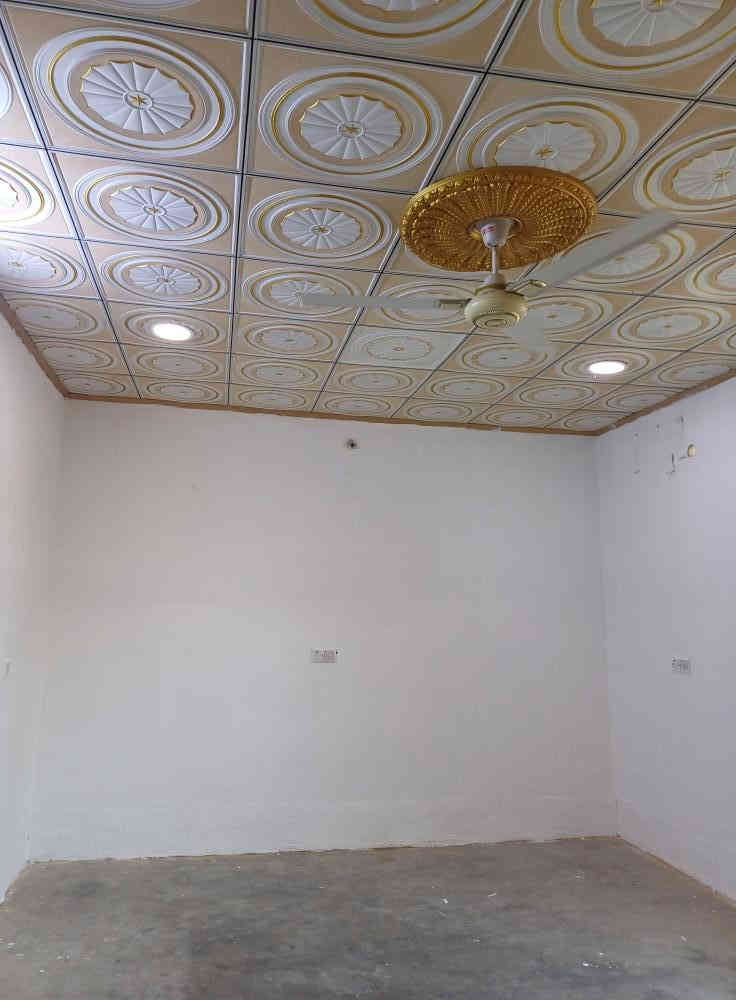 #تەنها_ژمارە_1_لە_کۆمێنت_ڕاستەوخۆ_نرخەکەیت_پێدەگات
سلام عليكم

#خانووی_مۆدێرن بۆ فرۆشتن🏘️🏘️ 
ناونیشان 📍 ناحیەی ڕزگاری ( سموود )

◼️گەڕەکی گەرمیان 🌇
◼️ خوار جادەی حەوت هەزار🏘️
◼️ڕوبەری 10 بە 14 =بە140مەترە و  تاپۆی یەک ناوە✅
◼️ڕوی لەخـۆری بەیاننیە
 ◼️زۆر خۆش و دڵگیری هەیە  

🔴 ژوورەکانی ئەم خانووە پێکهاتووە لە ⬇️

🔶 میوان 🪑🚪
🔶 مطبخ 🍽️🫖
🔶 هۆڵێک 🖼️
🔶 دوو ژووری نوستن 🛋️🛏️
🔶 ڕۆشنایی 🪟
🔶 مشتەمەلات 🛁🚿

بۆ زانینی نرخ 💵 تەنها خاڵێک لە کۆمێنت دانێ ڕاستەوخۆ بە نامە نرخەکەیت پێ دەگات یان پەیوەندی بکەن بەم ژمارانەوە 📲📞📳

***********📞✅

دەتوانن سەردانی
#عەقاراتی ئازاد بکەن

ناونیشانی نوسینگە ◀️ ڕزگاری جادەی نێو بازاڕ 🛣️
🔴 سەرووی شارەوانی سموود. 🌆🏣
🔴 تەنیشت شیرینی خانەی زانا🍹🏢

ئێوەی بەڕێزیش هەر موڵکێکتان هەبوو بۆ فرۆشتن یان ویستان بیکڕن دەتوانن ڕەسم و زانیارییەکانتان بنێرن بۆ ژمارە ڤایبەری 📳✅ ***********
