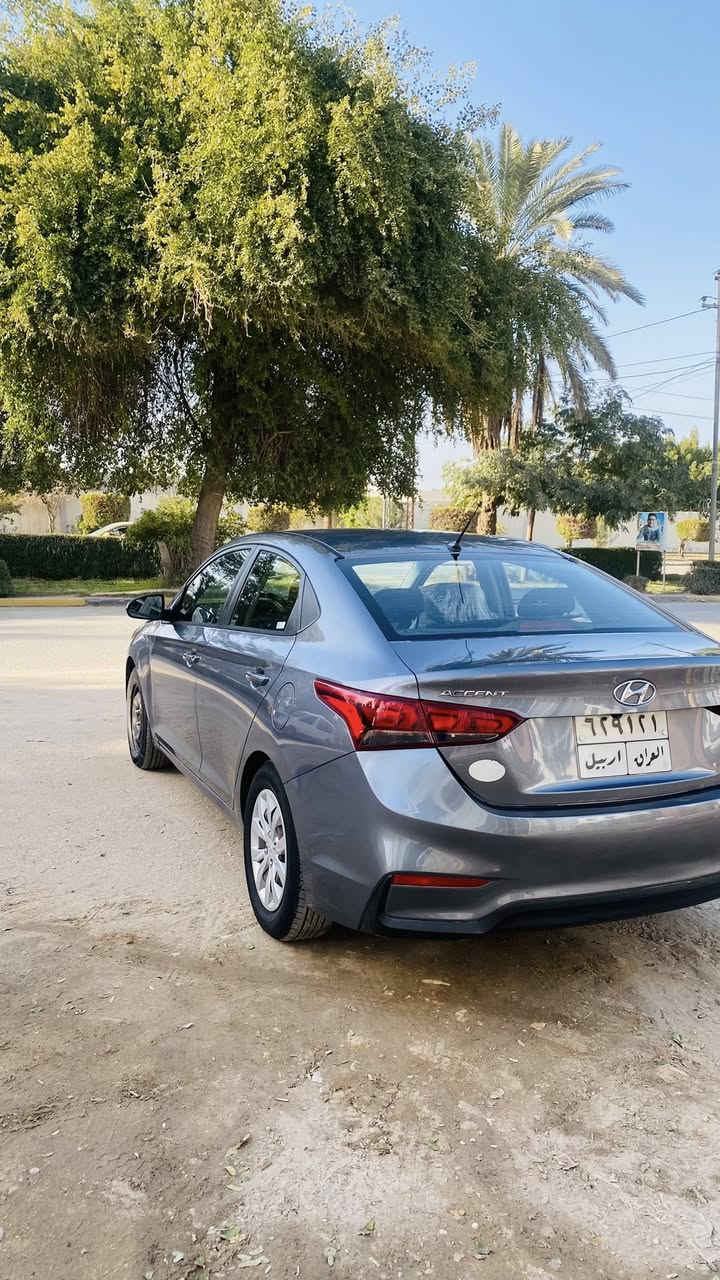 السلام عليكم اكسنت موديل 19
أمريكي حادثه بنيد بدون دواخل 
صور الحادث بالمنشور وبيه بارد
بالباب كير مكينه تبريد كله جديد
المكينه مامفتوحه ماشيه 61 حقيقي 
رقم إربيل سنويه ما ساقطه بسم شركه
السعر ب102 وبي مجال قليل 
مكان السياره بابل الرقم ***********
