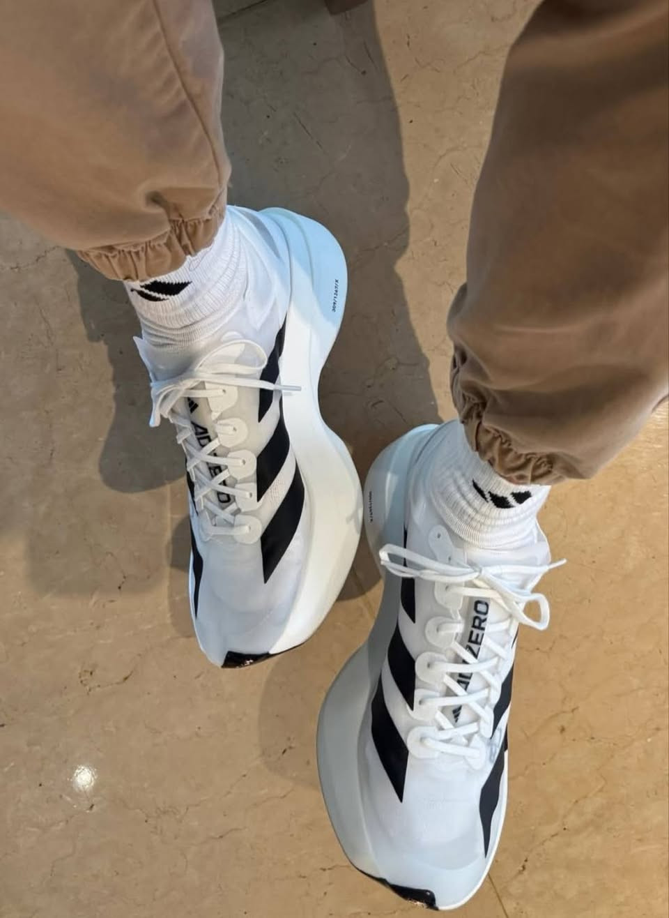 حذاء الجري أديداس أديزيرو أديوس برو إيفو 1 (Adidas Adizero Adios Pro Evo 1)،


**إذا كنت صاحب هذا الإعلان وتريد حذفه لأي سبب، رجاءا أرسل رسالة إلى الدعم الفني**