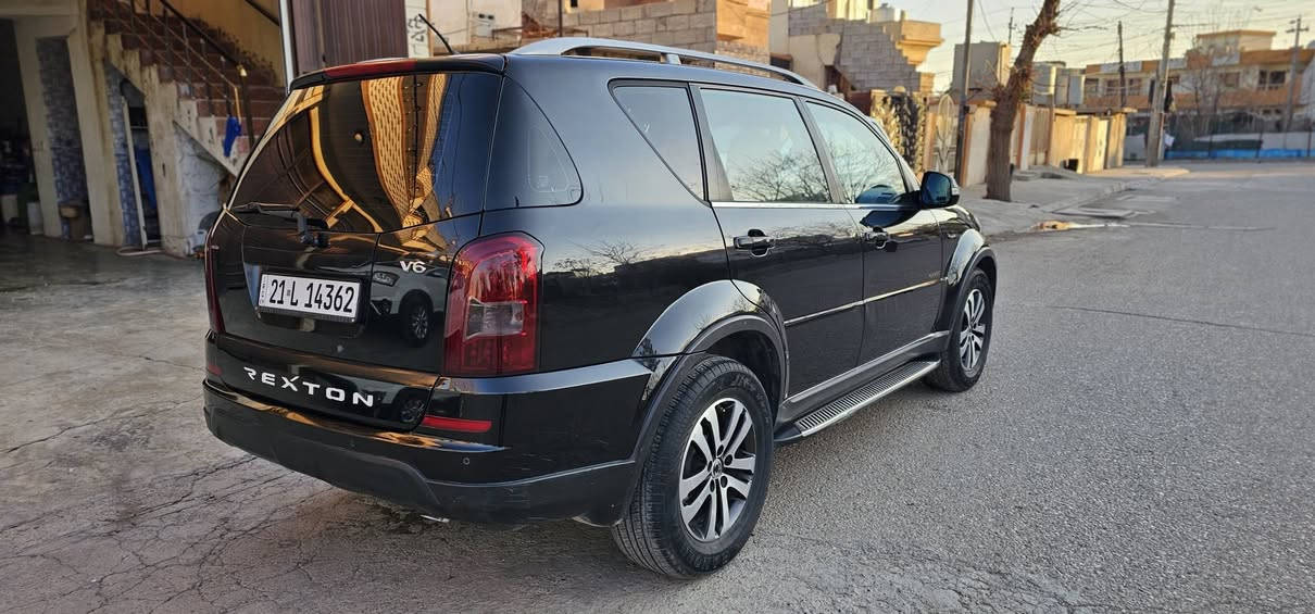 سانگوێنگ ڕیکستۆن 2013فول مواسە فات گێڕومەکینە مارسیدس بێ بۆیاخ سەنەوی ڕەقەم تایە تازەیە غازی ئیتاڵی بۆ دانراوە سعر{97}***********
