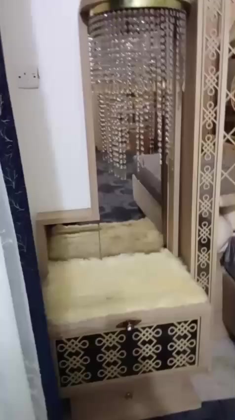 غرفة تركي للبيع نظيفه كلش وضخمه وخشب ثقيل وصبغ حراري وجام ليزري وملكي موجوده الفلوجة
الاتصال السعر ٧٠٠وبيها مجال بسيط 
***********
