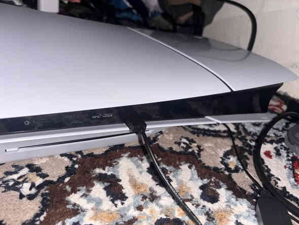 بلي فايف سلم لللبيع جديد مستخدم فقط 3 اسابيع و اريد اببعة واشتري دراجة شحن سعر الجهاز ويا كل ملحقاتة ب730وبي مجال او مراوس ب دراجة شحن 2025 مكان رمادي للتواصل ***********
