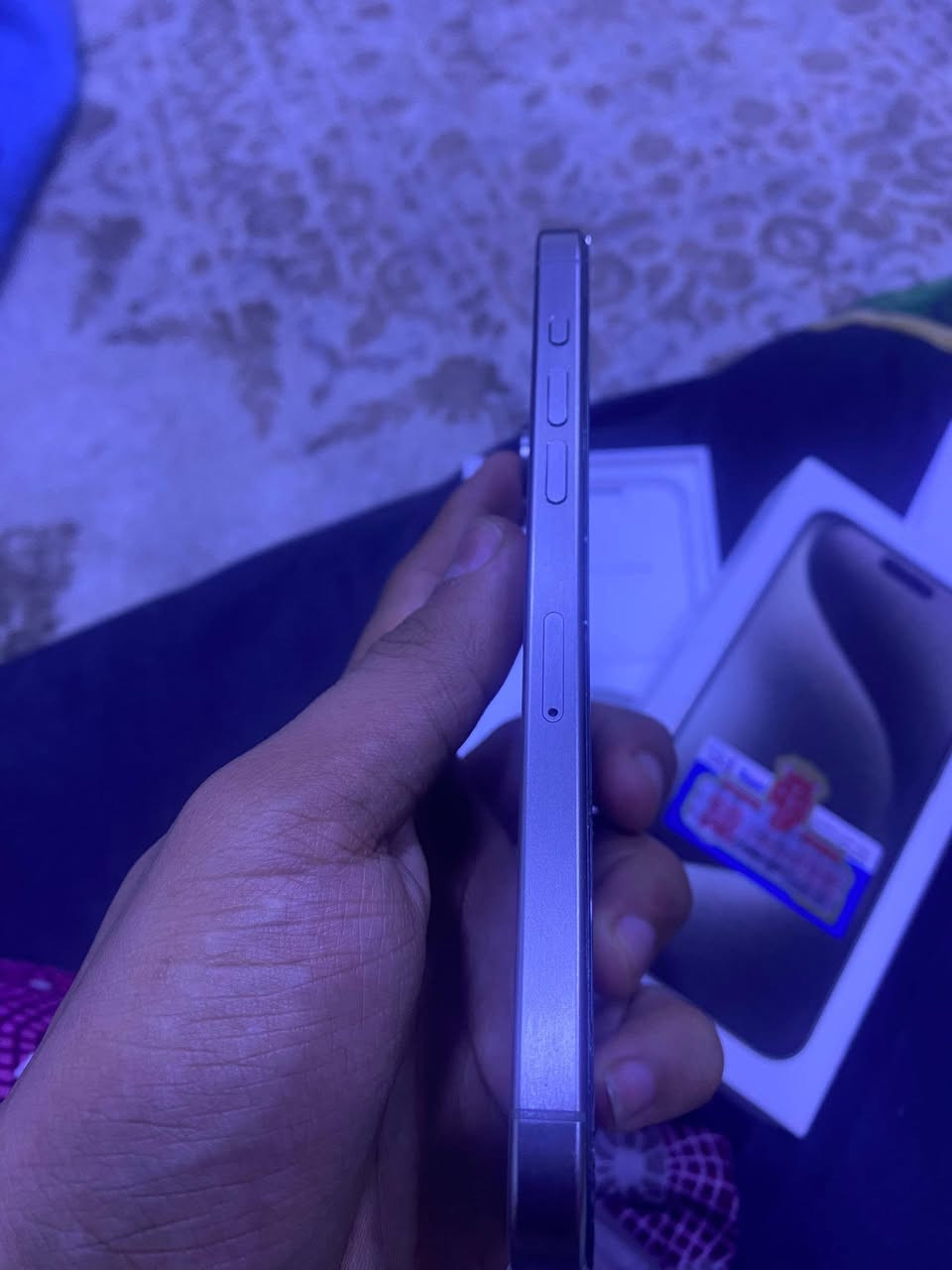 15 برو ماكس للبيع ذاكره 256 بطاريه 85 مكاني البصره المحاربين  رقم تلفون ‏‪***********‬‏ بي واتساب
